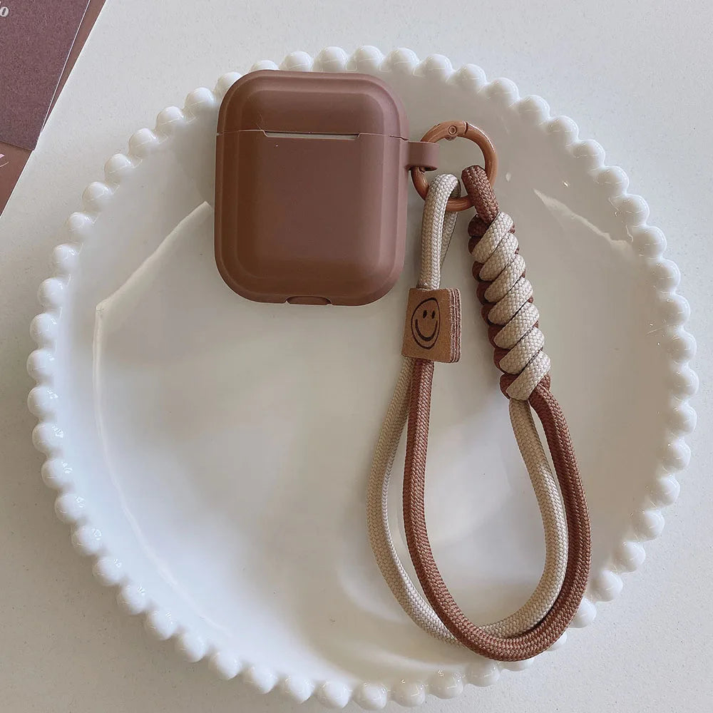 Sweet Protection: Caramel Silicone Earphone Case for AirPods 2/3/4/Pro with Stylish Bracelet