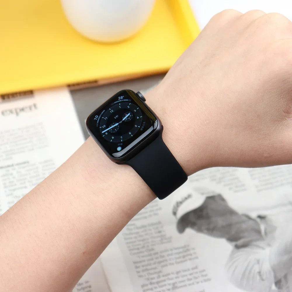 Silicone Band For Apple Watch strap sport bracelet iwatch series 8 7 6 5 4 3 SE 9 Ultra 2 49mm